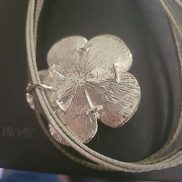 Enamel Flower Necklace - Picture 5 of 5